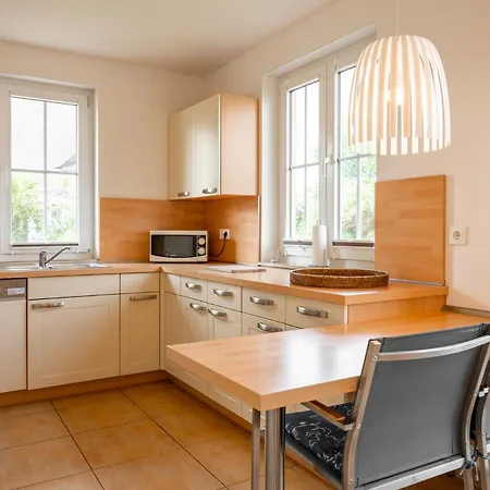 C 4 Reethaus Elsa Mit Aussenwhirlpool Und Sauna Gramkow